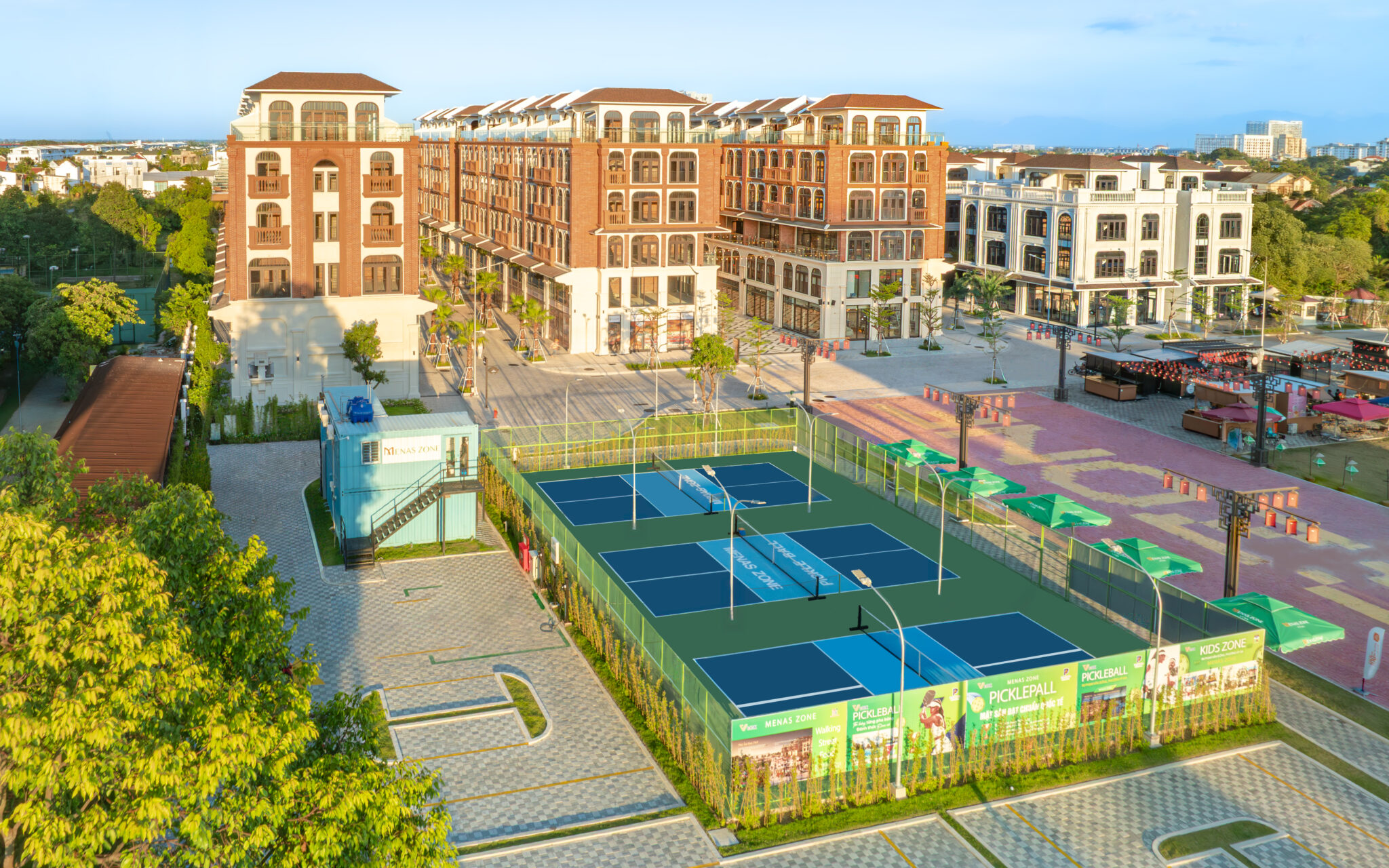pickleball-court-at-Lumiere-boutique-vyda